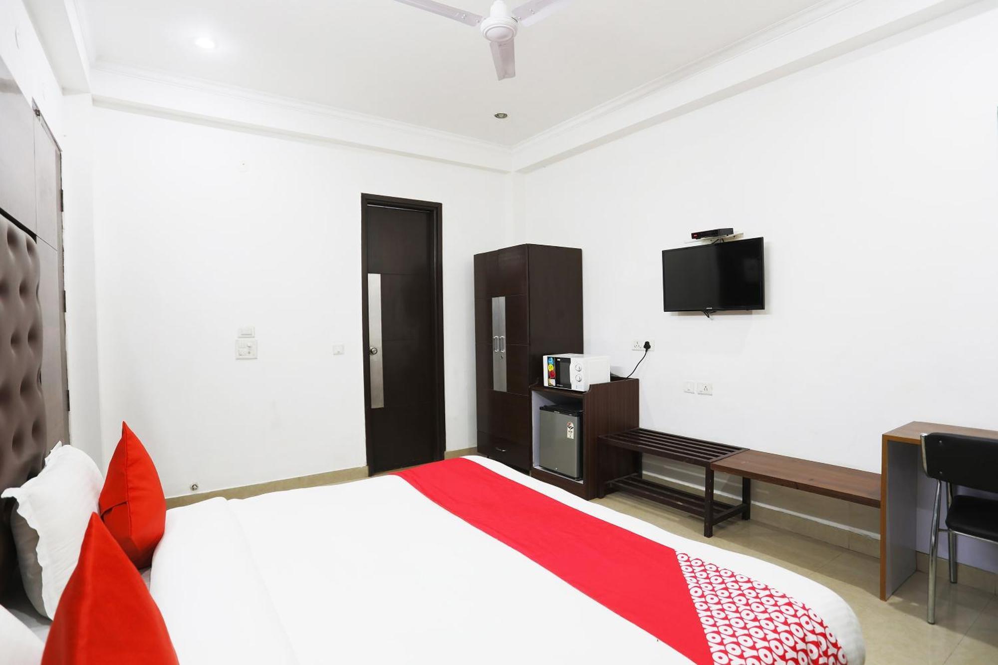 Super Collection O Tipsyy Inn 014 Gurgaon Exterior foto